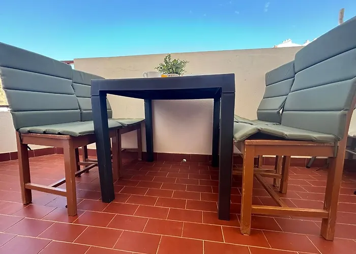 Daire Mar & Da Rocha *